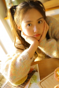 加藤罗莎